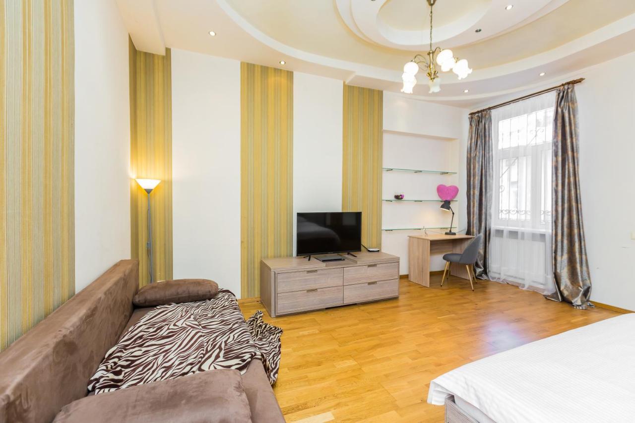 Куліша 15, Апартаменти В Центрі,Тц Форум,Оперний Leópolis Exterior foto