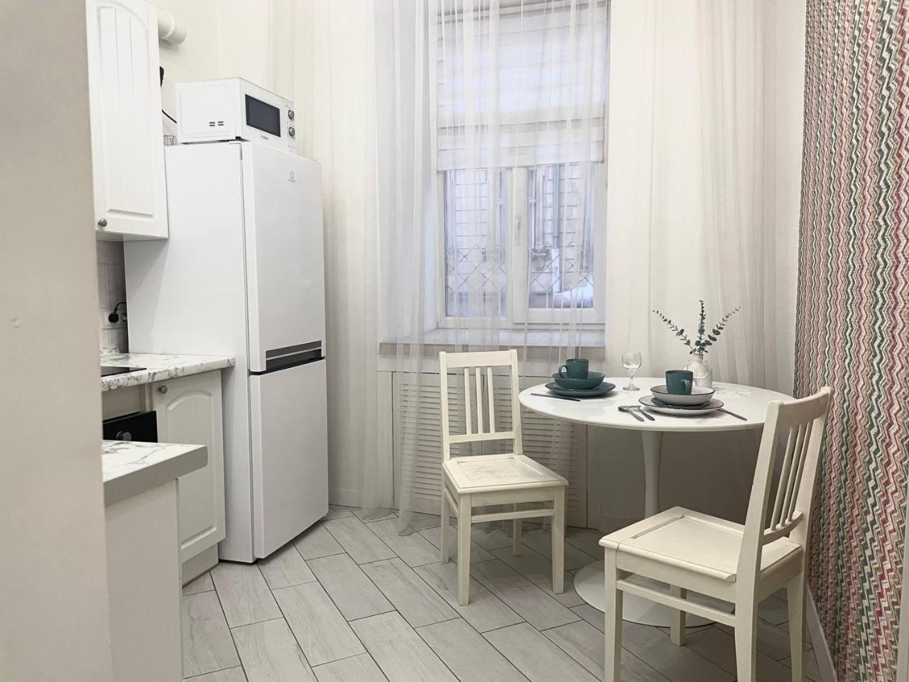 Куліша 15, Апартаменти В Центрі,Тц Форум,Оперний Leópolis Exterior foto